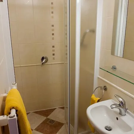 Hotel Ostrov Garni Sadská