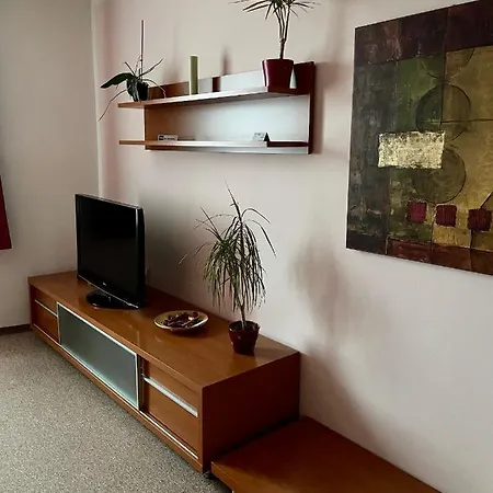 Ostrov Garni Sadská