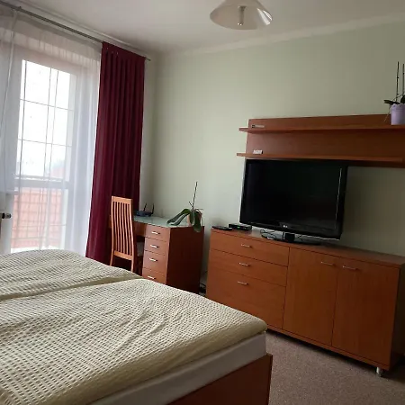 Ostrov Garni Sadská