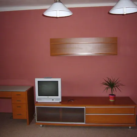 Hotel Ostrov Garni Sadská