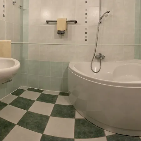 Hotel Ostrov Garni 3*