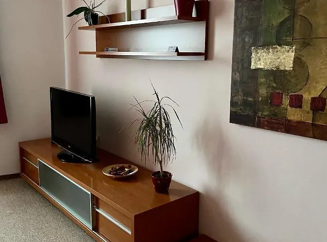 Ostrov Garni Sadská