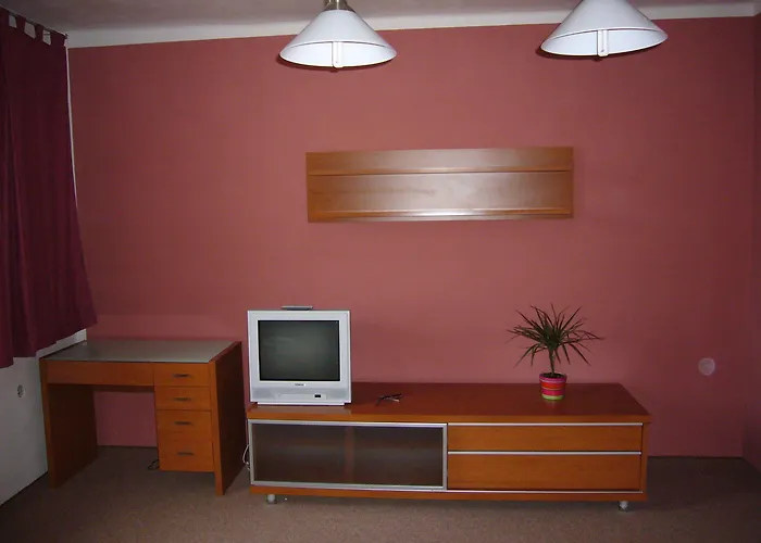 Hotel Ostrov Garni Sadská