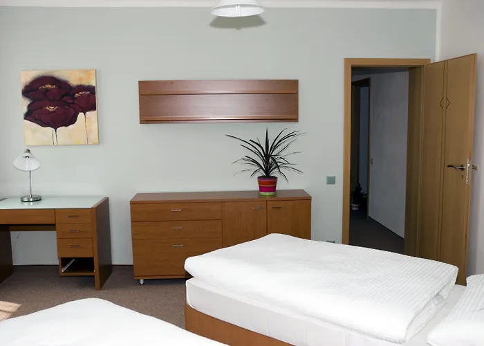 Ostrov Garni Sadská