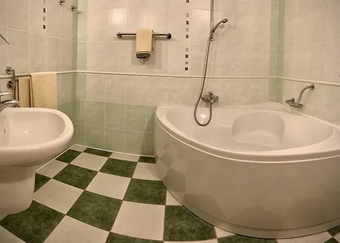 Hotel Ostrov Garni 3*